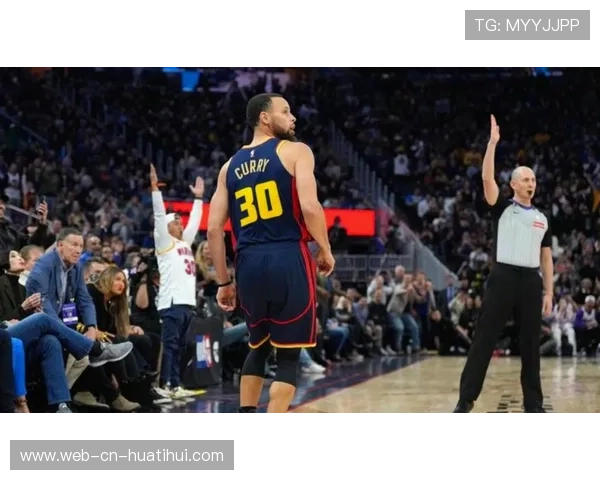 库里远投命中不断，勇士攻势如火山爆发