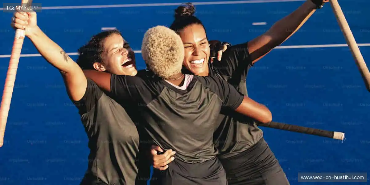 🎁【周边商城】限量潮品,把偶像的荣耀穿在身上!